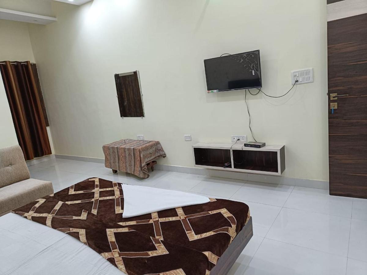 Hotel Parag Palace Jabalpur Εξωτερικό φωτογραφία